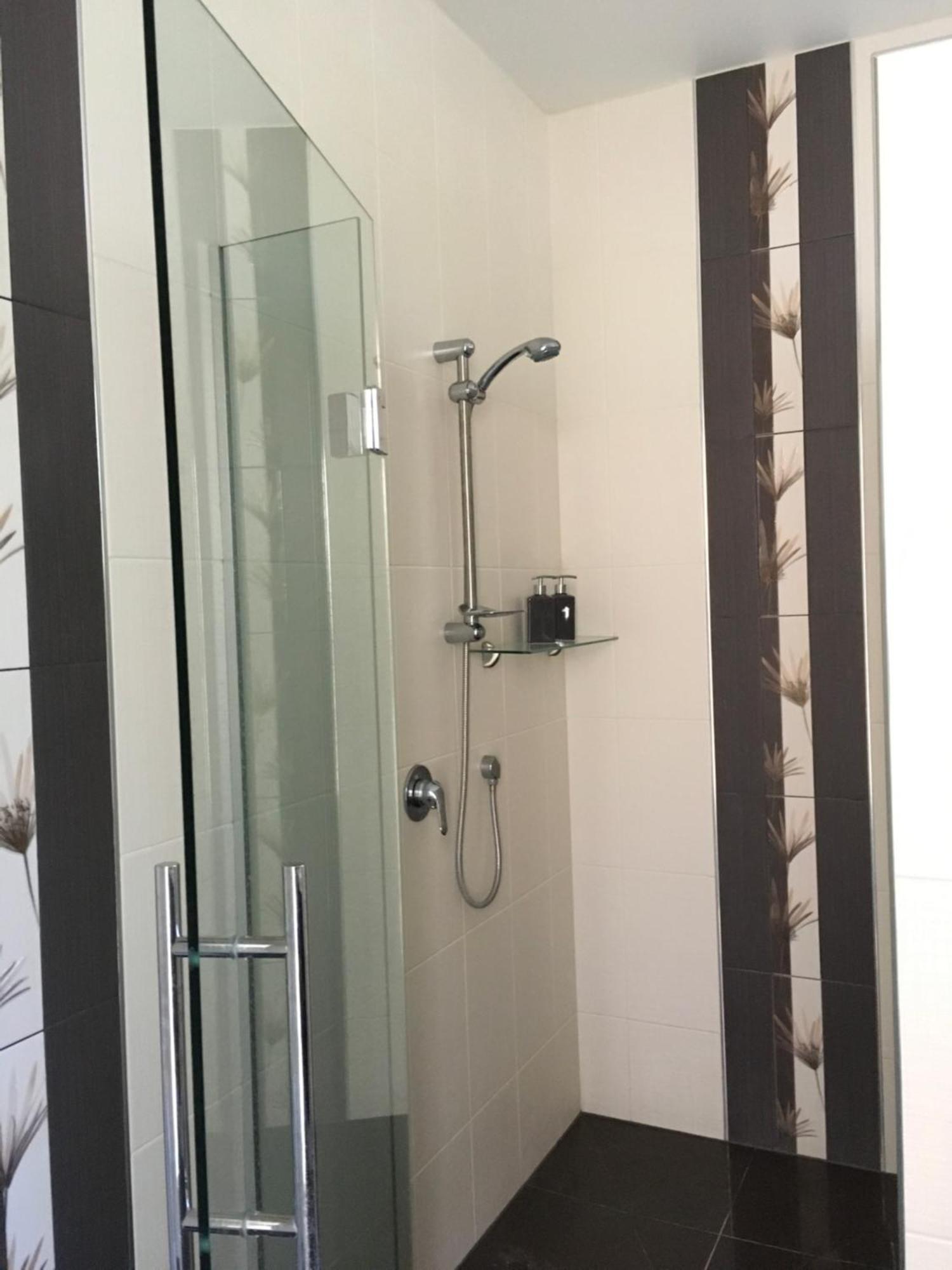 Lye Bow Lake Suite 亚历山德拉 外观 照片